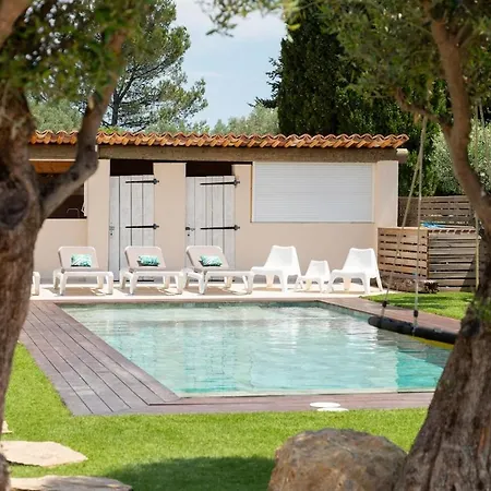 Villa D'exception Avec Piscine - Des Filles *
